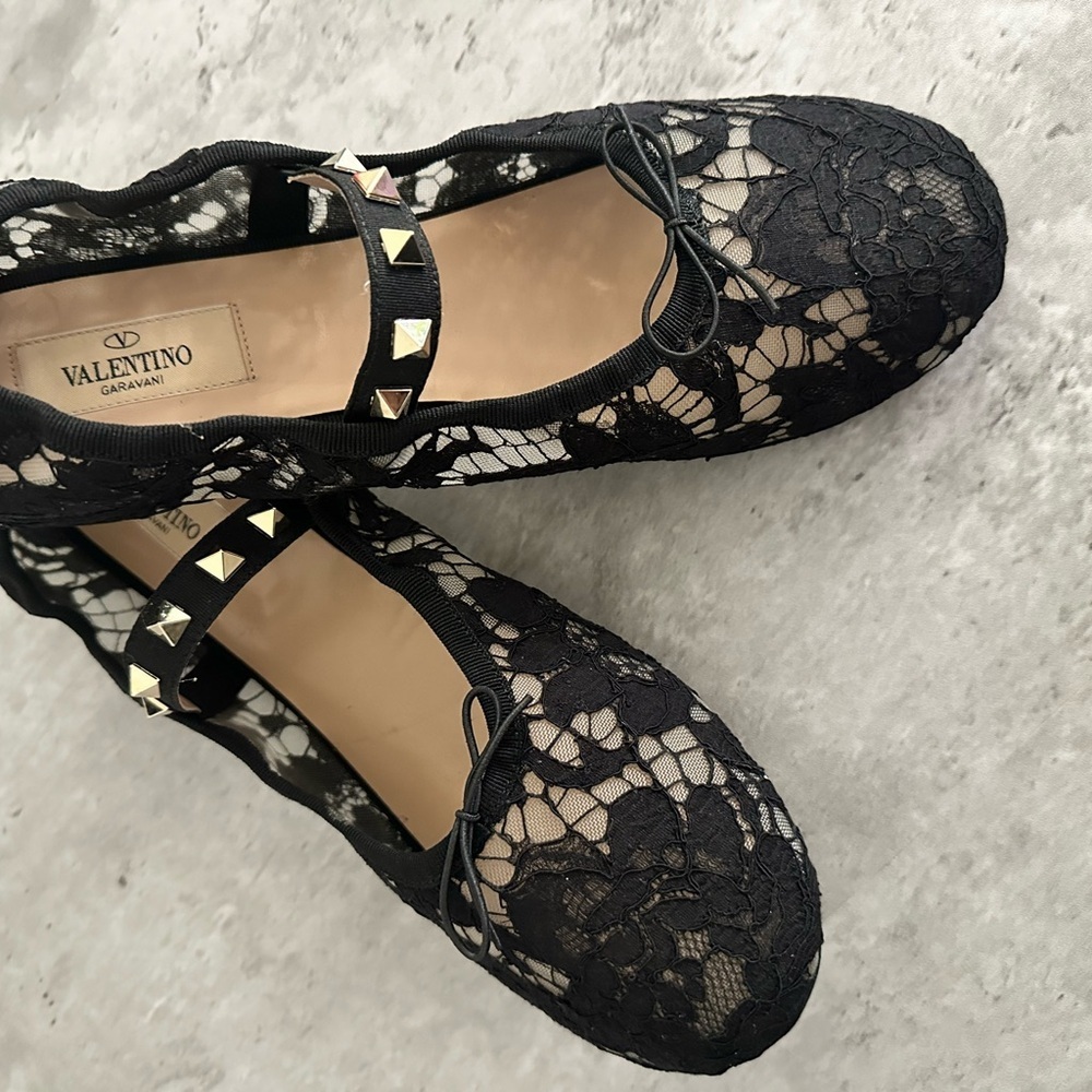 Valentino Rockstud‎ Black Lace Ballet Flats - Picture 10 of 16